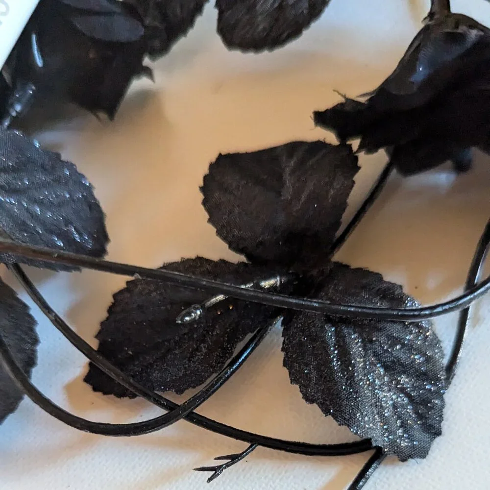 NWT Black Roses Garland Valloween Decoration Goth Floral Ashland Home Decor